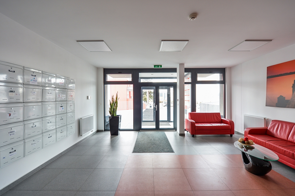 Pestovateľská, Ružinov - Bratislava II | Prenájom, Kancelárské priestory, 36 m²