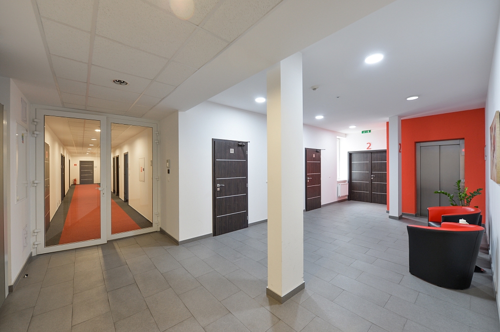 Pestovateľská, Ružinov - Bratislava II | Prenájom, Kancelárské priestory, 36 m²