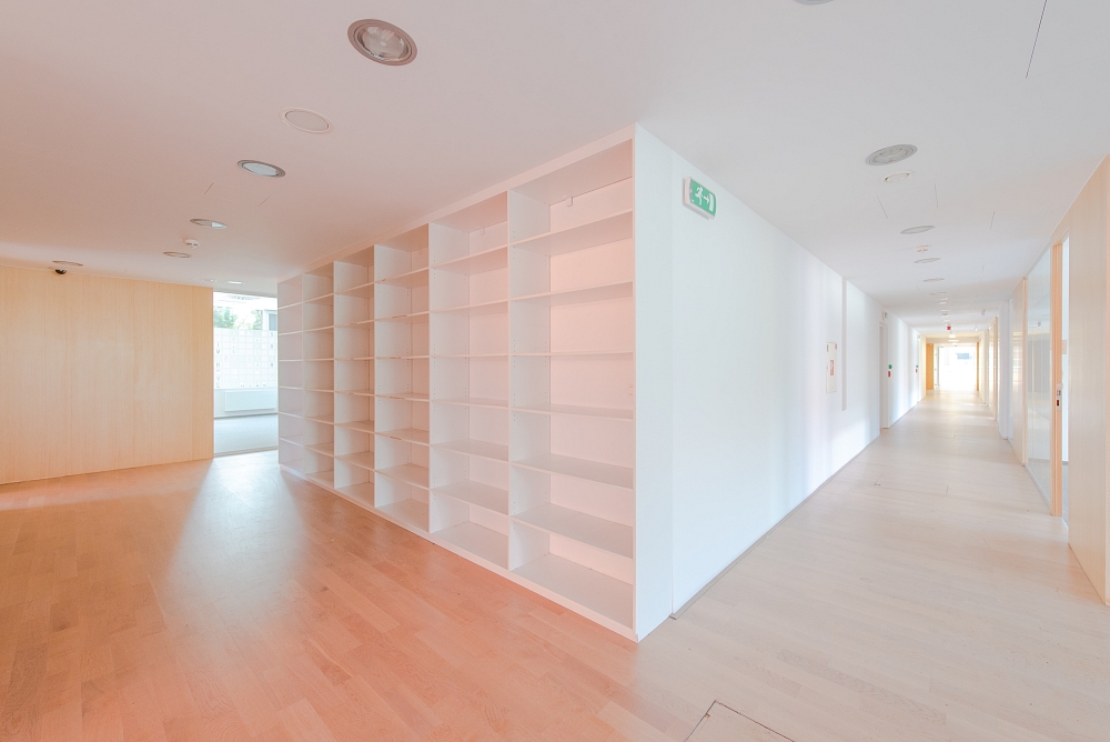 Karadžičova, Ružinov - Bratislava II | Rent, Office building, 4 925 m²