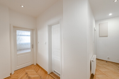 Hlavné mesto Praha, Vinohrady - Praha 2 | Predaj, Byt 2-izbový, 76 m²