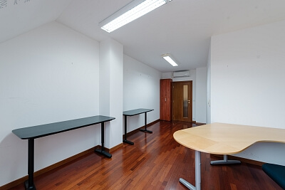 Ventúrska, Staré Mesto - Bratislava I | Rent, Apartment Two-bedroom (3+1), 97 m²