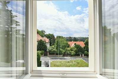 Hlavné mesto Praha, Smíchov - Praha 5 | Predaj, Byt 2-izbový, 69 m²