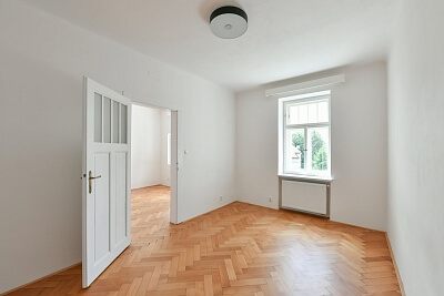 Hlavné mesto Praha, Smíchov - Praha 5 | Predaj, Byt 2-izbový, 69 m²