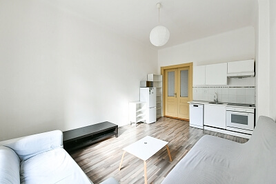 Hlavné mesto Praha, Smíchov - Praha 5 | Predaj, Byt 2-izbový, 45 m²