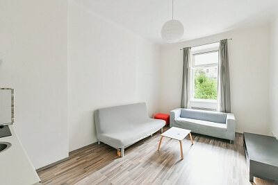 Hlavné mesto Praha, Smíchov - Praha 5 | Predaj, Byt 2-izbový, 45 m²