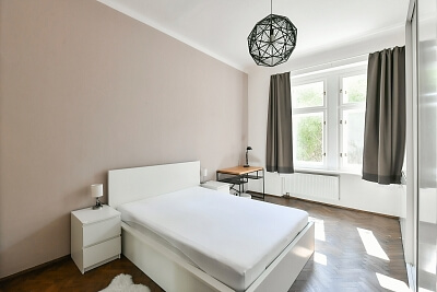 Hlavné mesto Praha, Smíchov - Praha 5 | Predaj, Byt 2-izbový, 48 m²
