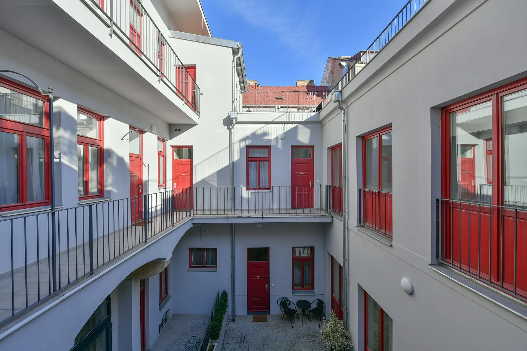 Capital City of Prague, Karlín Prague 8 Sale, Apartment Studio (1+kk), 90 m²