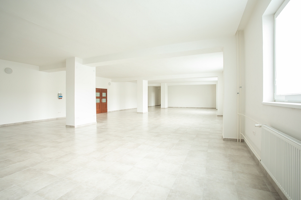 Robotnícka, Považská Bystrica - Považská Bystrica | Prenájom, Kancelárské priestory, 466 m²