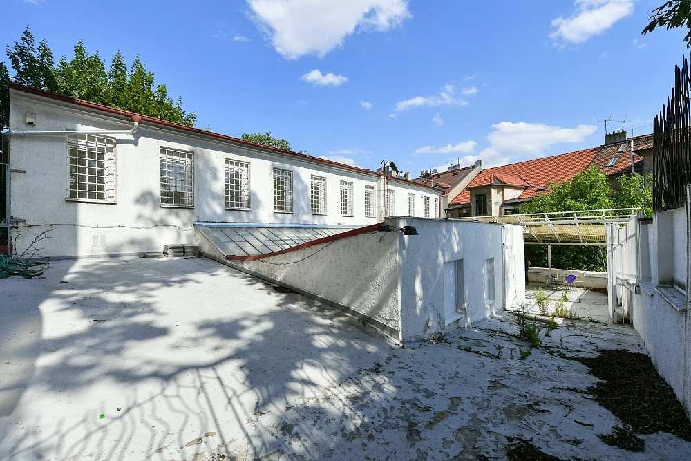 Hlavné mesto Praha, Smíchov - Praha 5 | Predaj, Kancelárské priestory, 678 m²