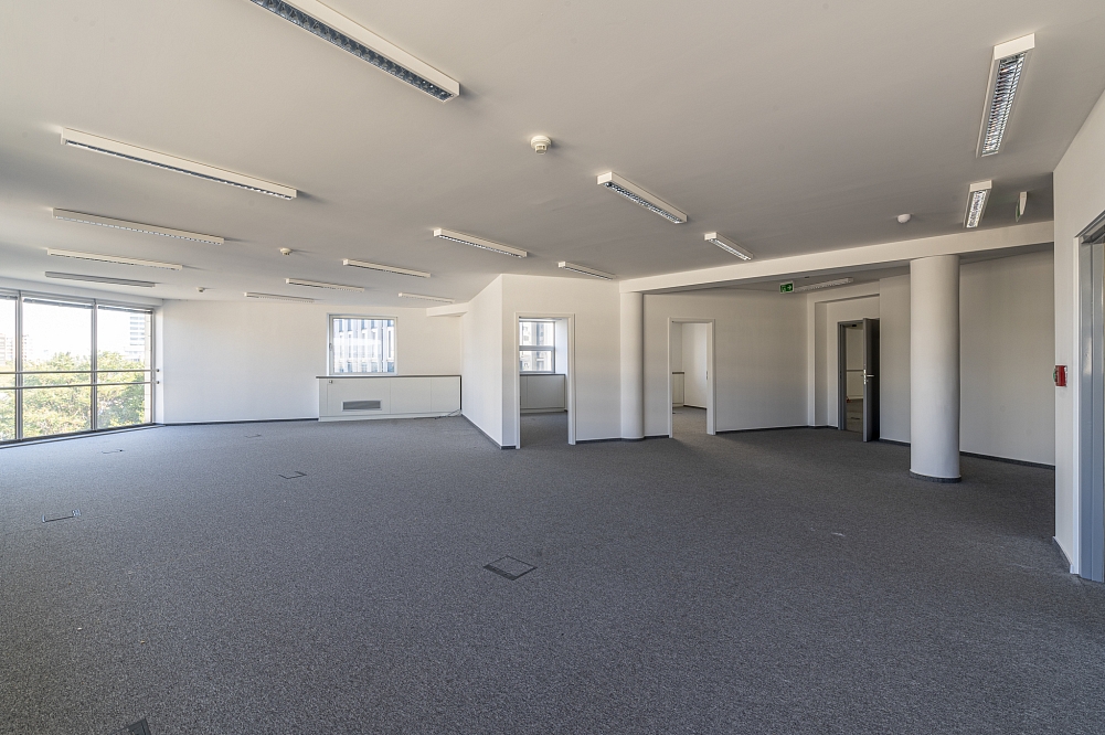 Plynárenská, Ružinov - Bratislava II | Rent, Office building, 826 m²