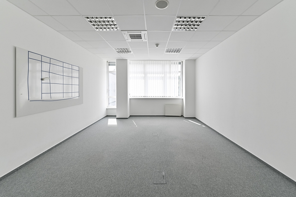 Ševčenkova, Petržalka - Bratislava V | Rent, Office building, 5 050 m²